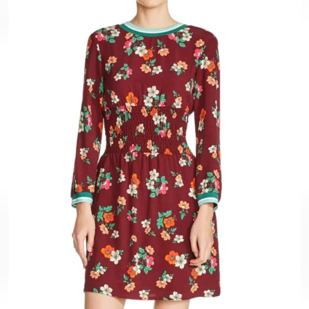 French Chic! Majé Pretty Floral Dress with Stylish Contrasting Collar and Cuffs